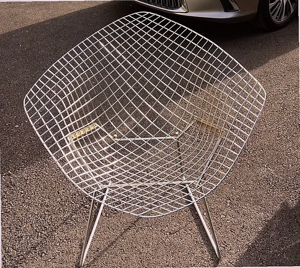 Mid Century Modern Silver Diamond Wire Lounge Chair by Harry Bertoia for Knoll