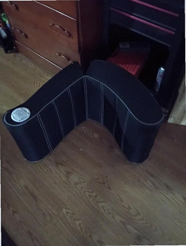 Rocking Gaming Chair (Working Speakers Just No Cables)